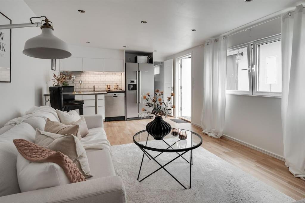Exclusive Guesthouse Near The Ocean In Hovas 예테보리 외부 사진
